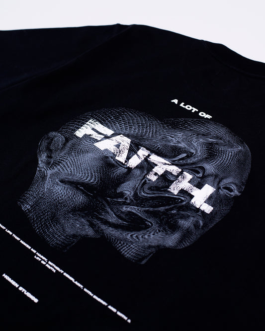 CAMISETA OVERSIZE NEGRA FAITH