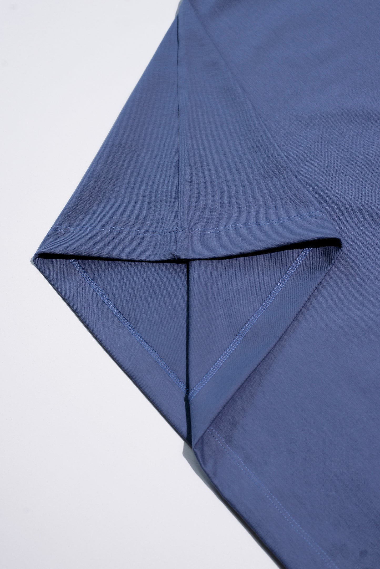 CAMISETA OVERSIZE AZUL PETROLEO