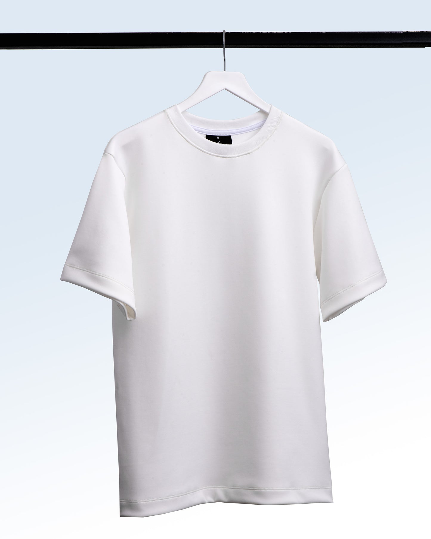 CAMISETA OVERSIZE TACTO SUAVE ANTI ARRUGAS COLOR BLANCO HUESO