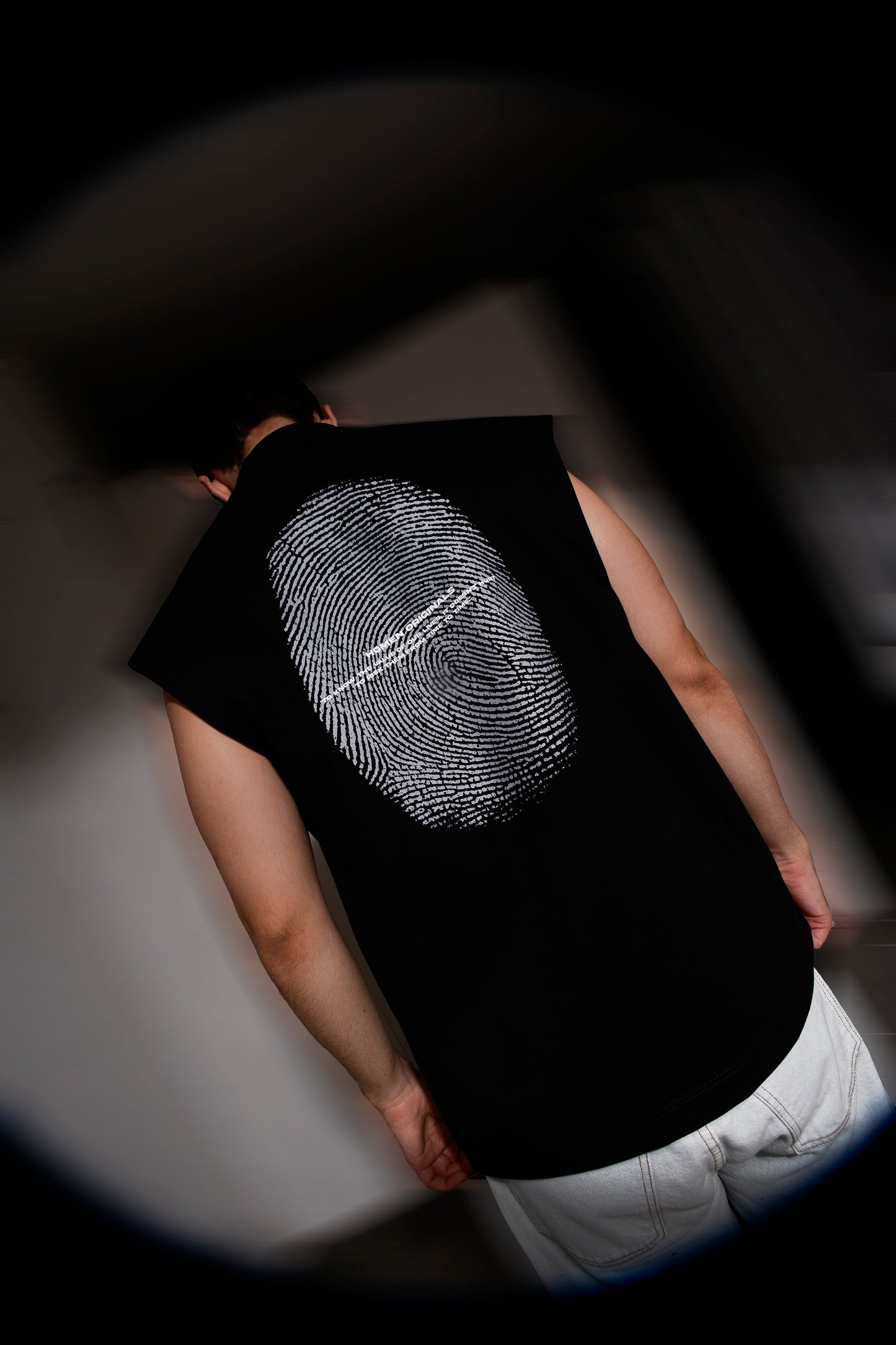 CAMISILLA TANK NEGRA HUELLA