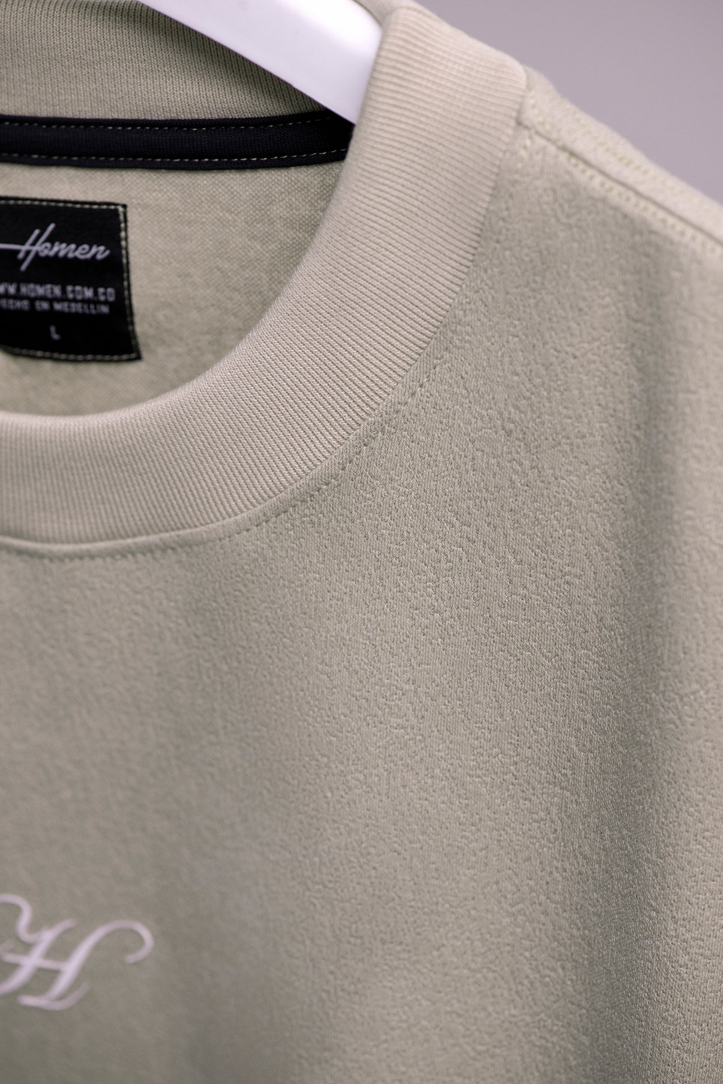 CAMISETA TEXTURIZADA STONE BEIGE