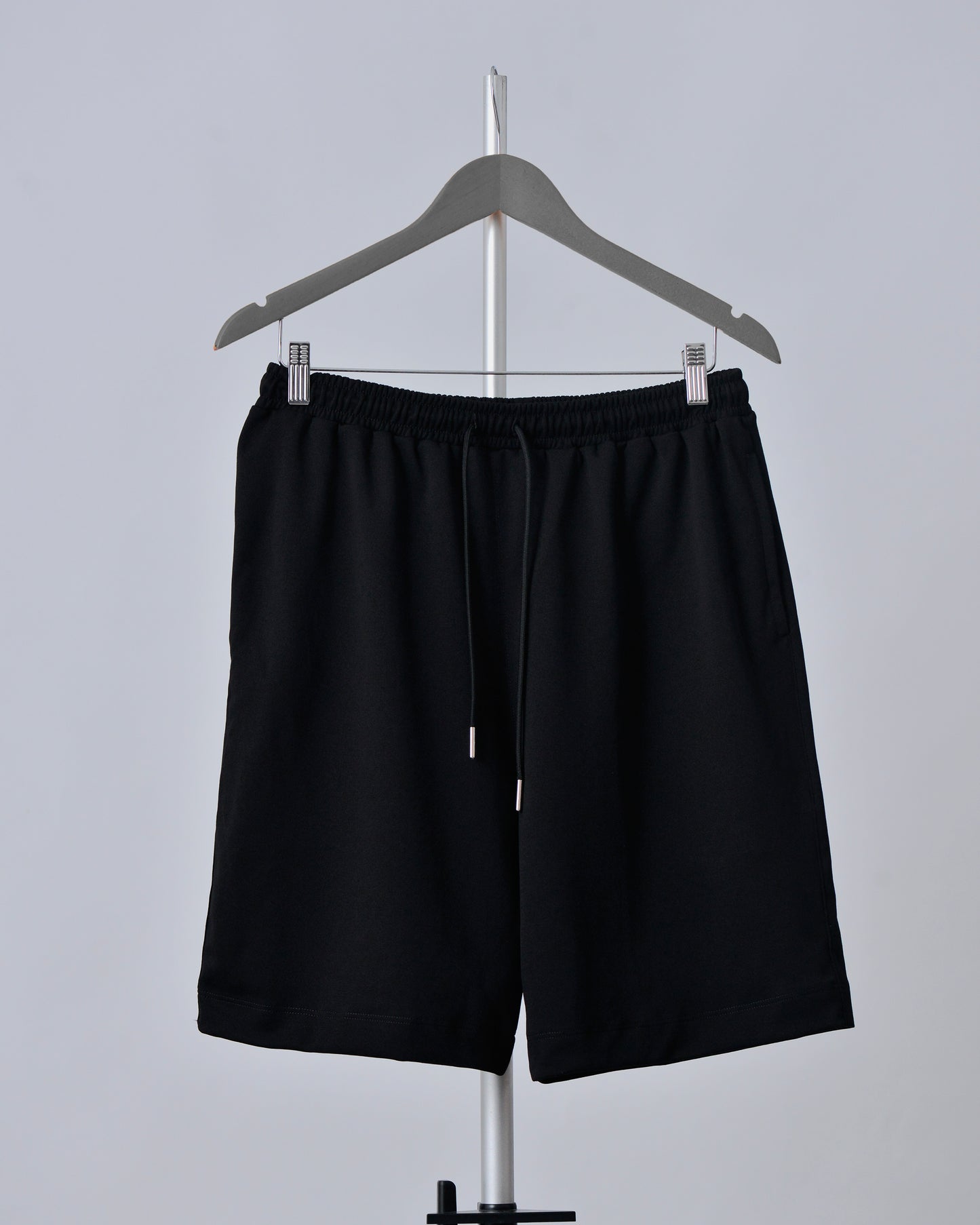 BERMUDA ULTRA PREMIUM COLOR NEGRO