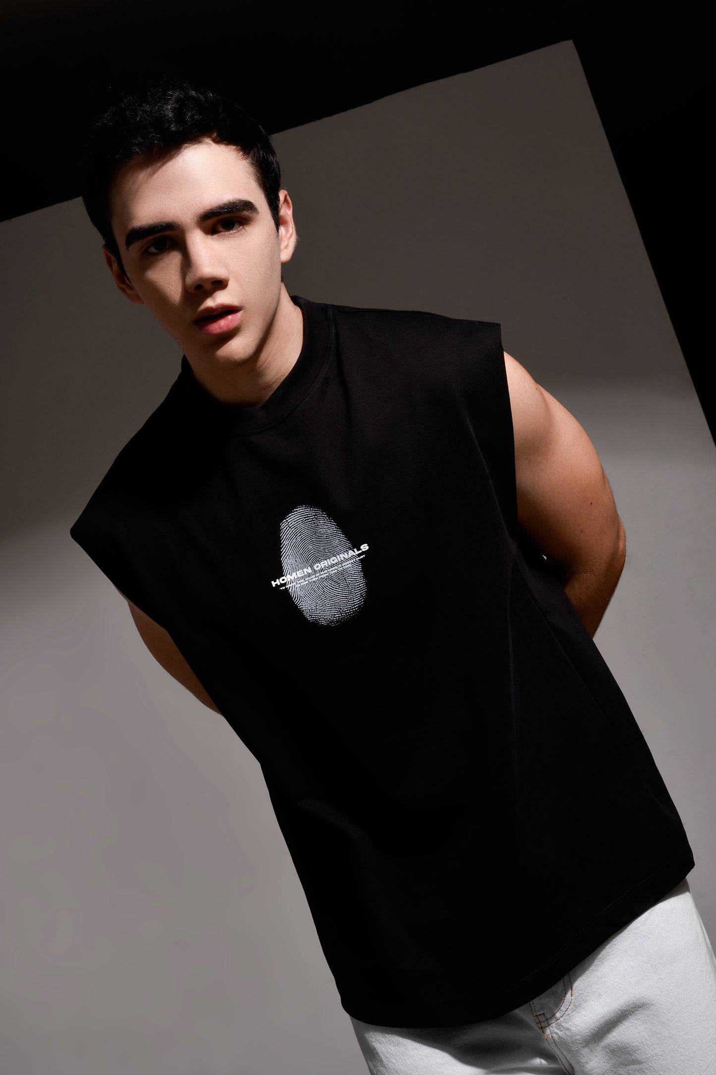 CAMISILLA TANK NEGRA HUELLA