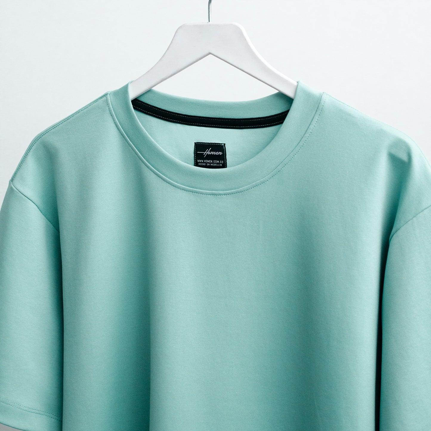 CAMISETA OVERSIZE ULTRA PREMIUM VERDE AGUA