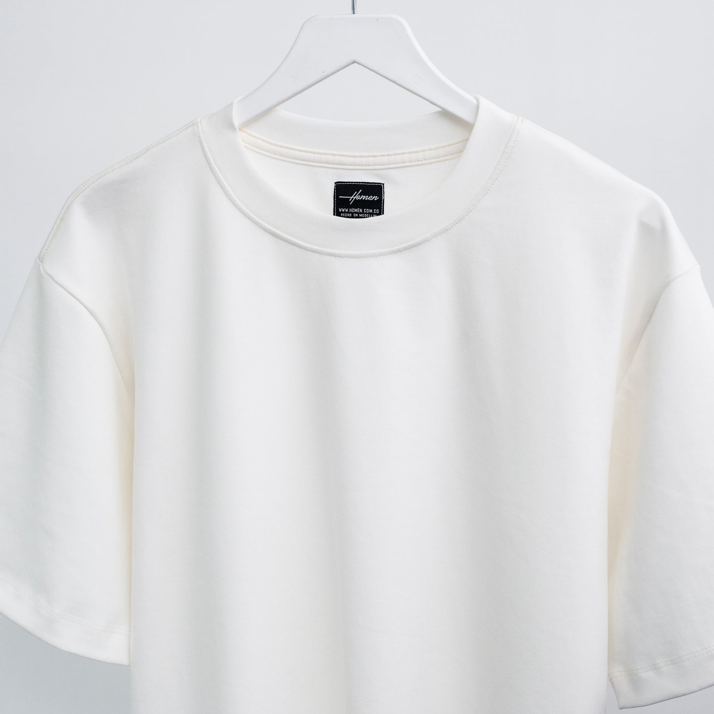 CAMISETA OVERSIZE ULTRA PREMIUM BLANCO HUESO